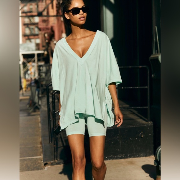 Free People Hot Shot set - Picture 2 of 6